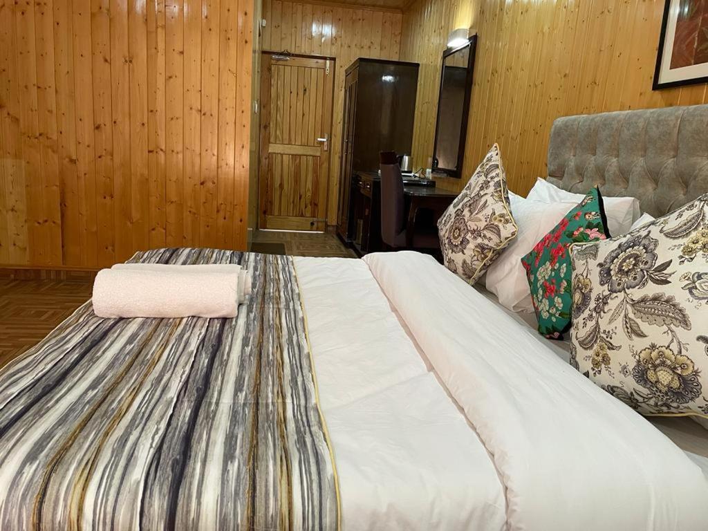 Snow Range Resort And Cottage Vashist Экстерьер фото