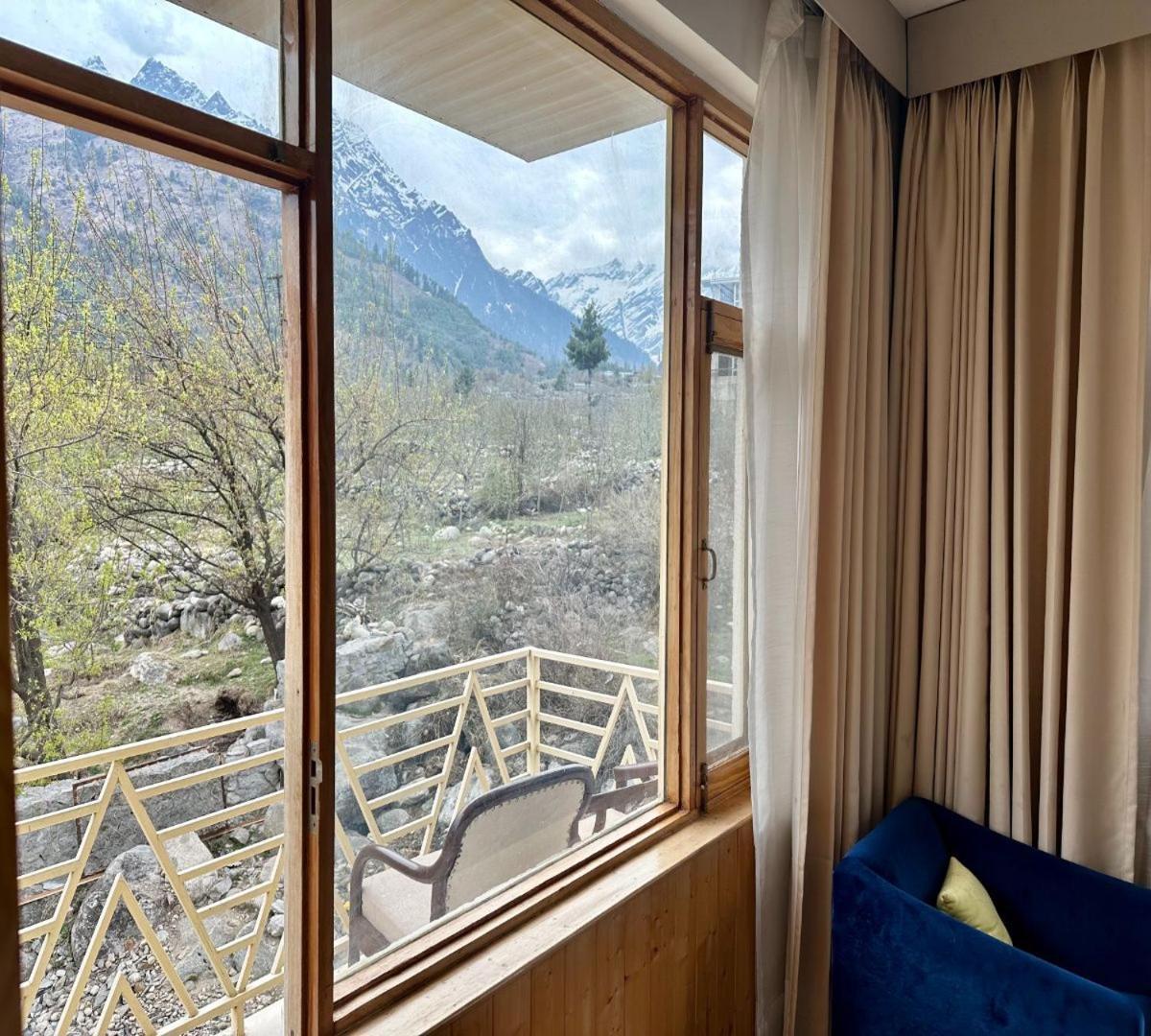 Snow Range Resort And Cottage Vashist Экстерьер фото