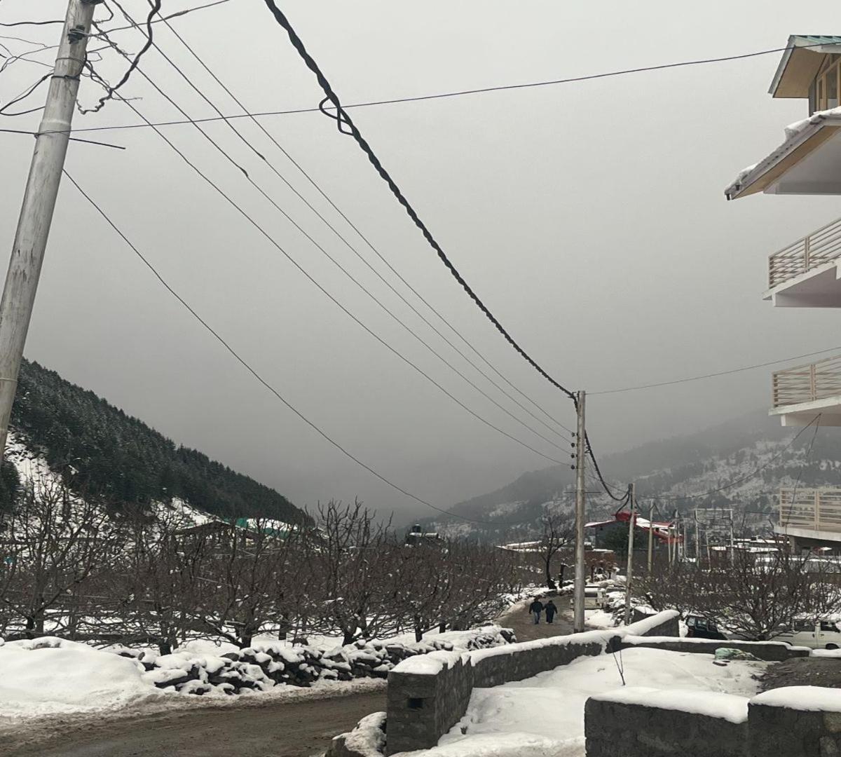 Snow Range Resort And Cottage Vashist Экстерьер фото